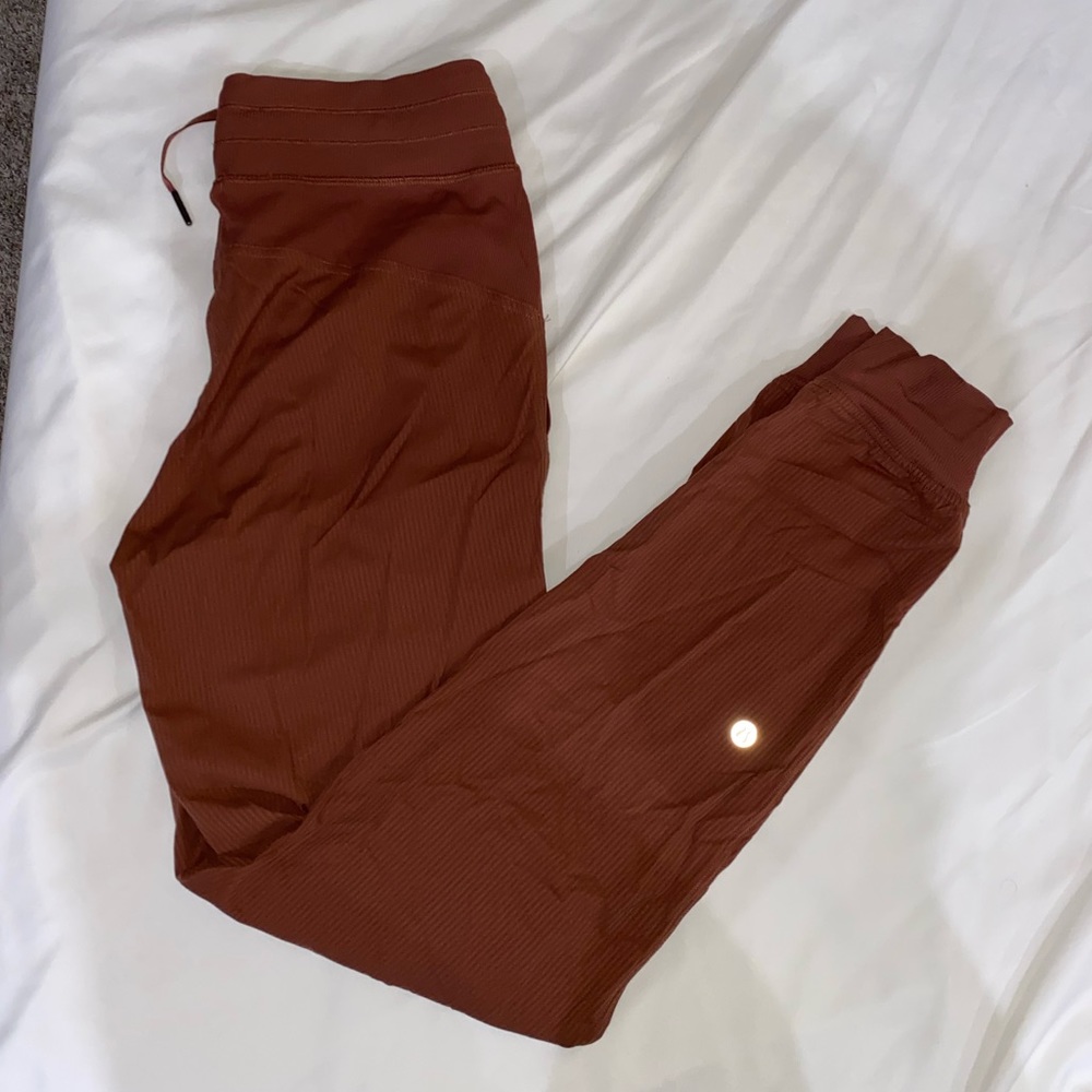 Lululemon Dance Studio Mid-rise jogger